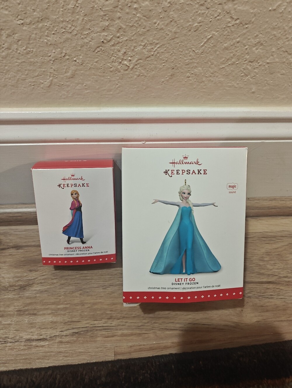 Hallmark Disney Frozen Elsa and Anna Collection